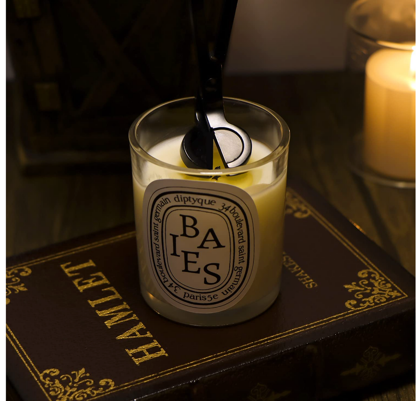 Electric candle lighter